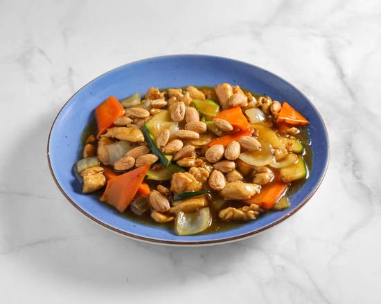 Pollo con almendras